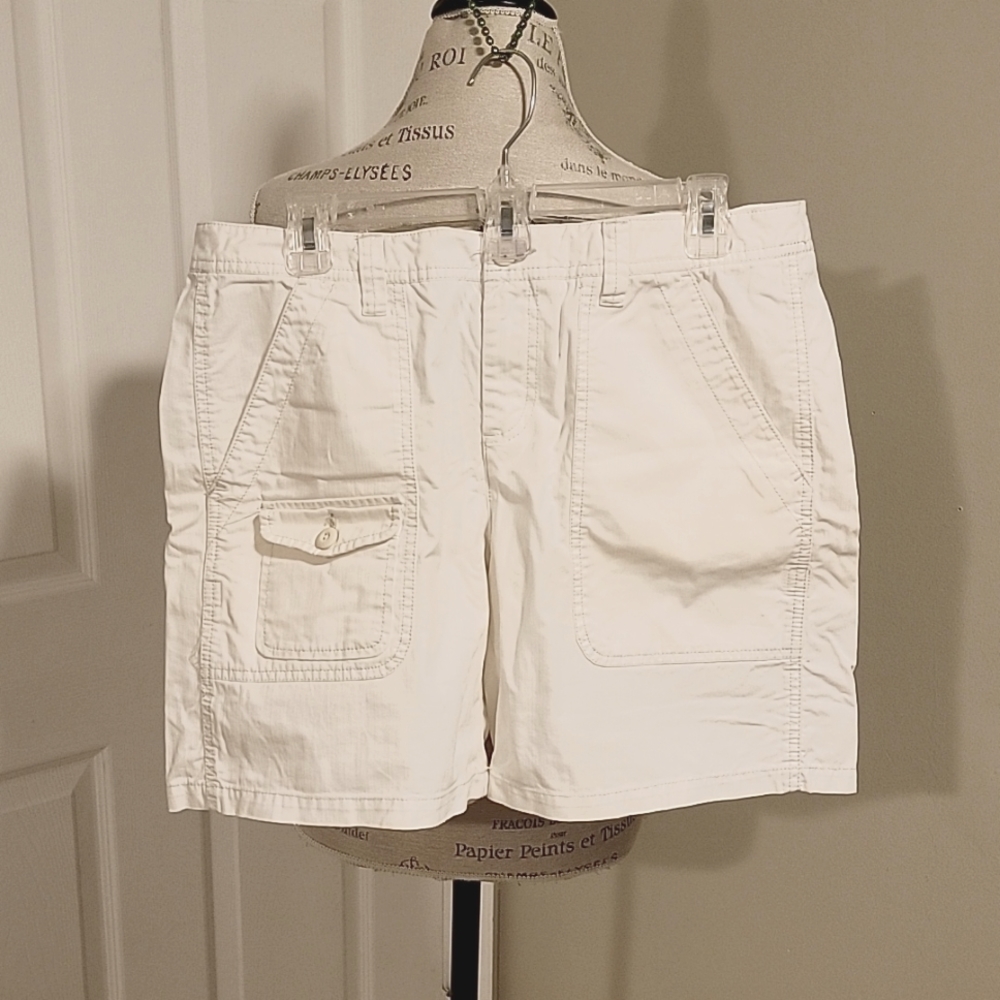 Ralph Lauren women's white shorts Size 10
